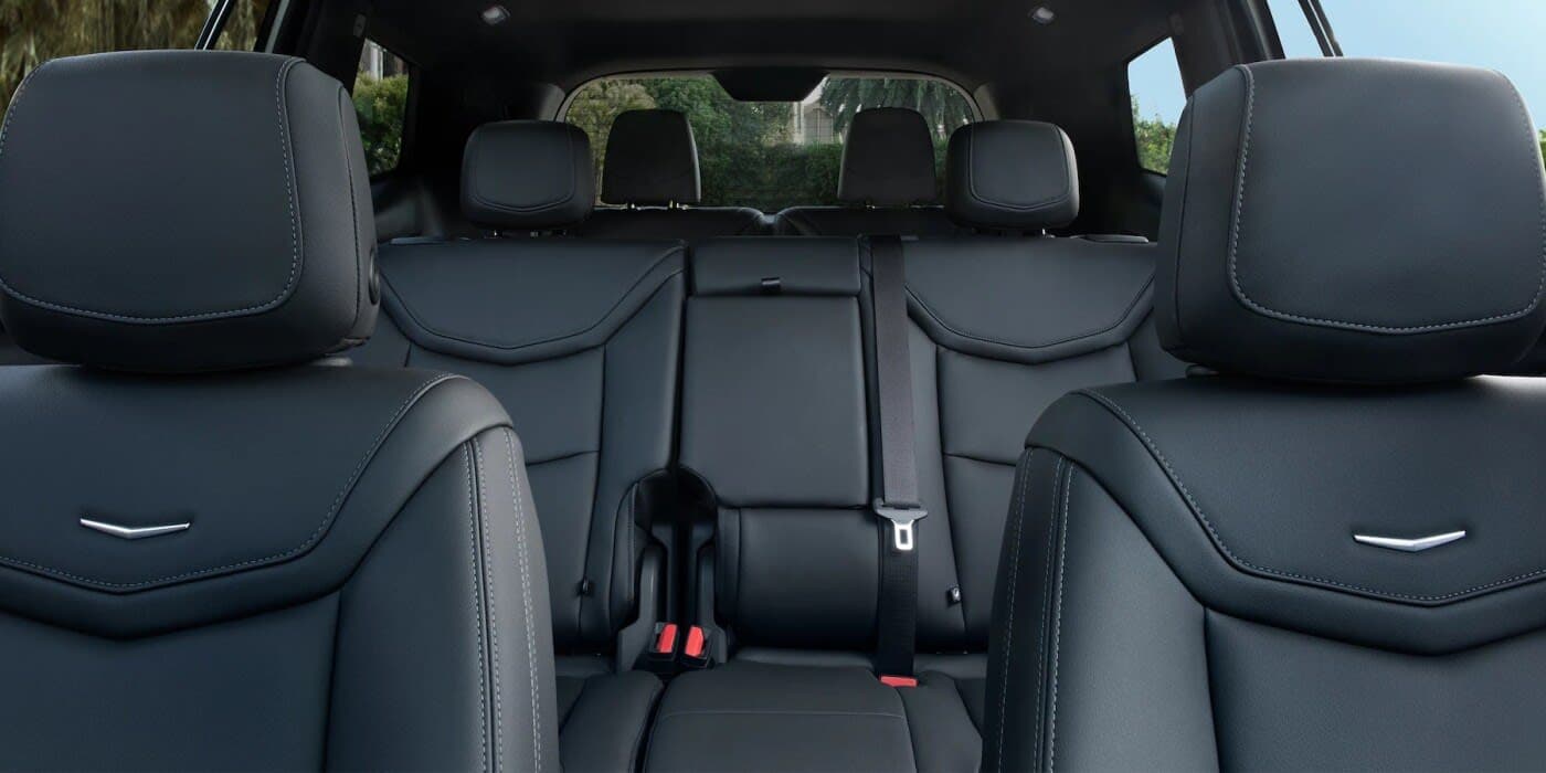 Chevrolet Suburban — image 3