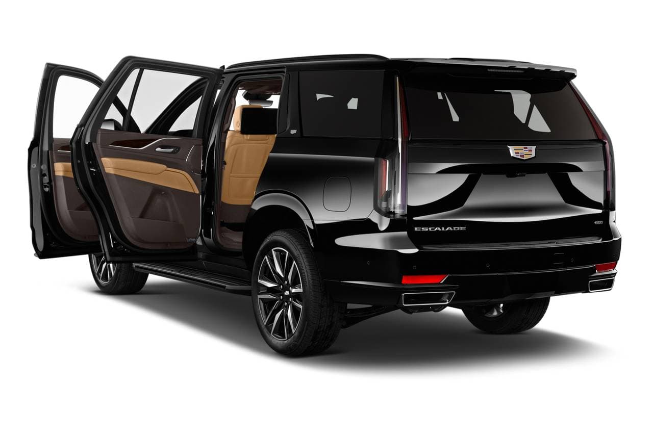 Chevrolet Suburban — image 2