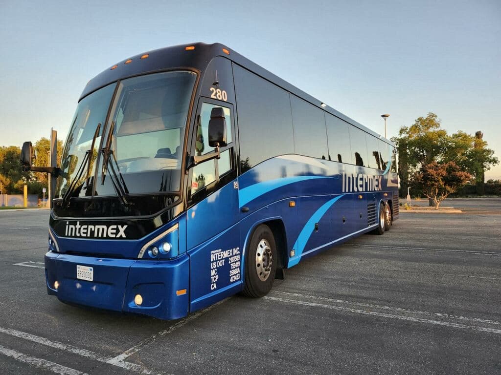 Coach Bus — image 1